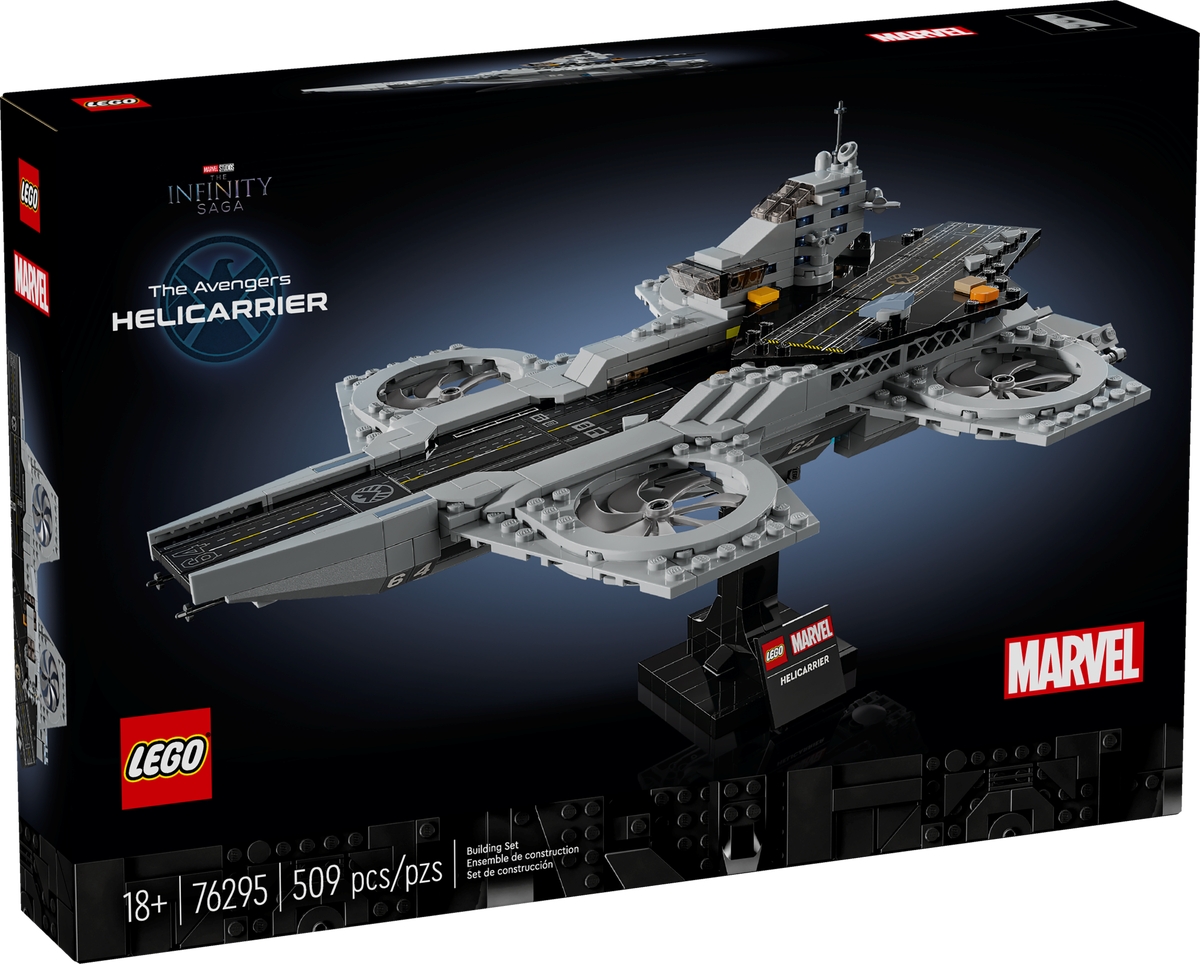 the avengers helicarrier 76295